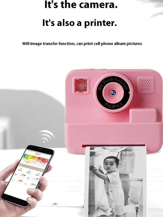 Aparat fotograficzny w kolorze jasnoróżowym