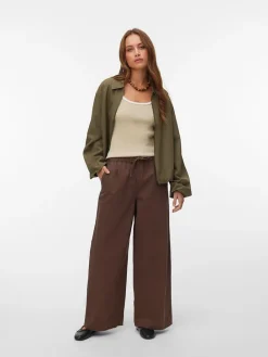 Dżinsy - Comfort fit - w kolorze brązowym