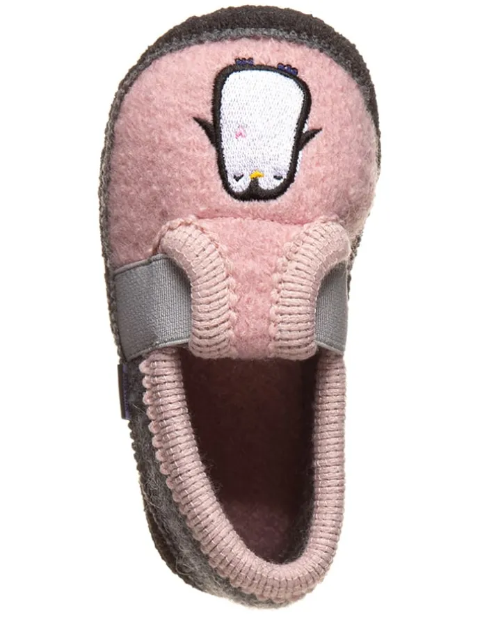 Kapcie "Bobby Pinguin" w kolorze jasnoróżowym