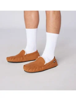 Kapcie w kolorze jasnobrązowym