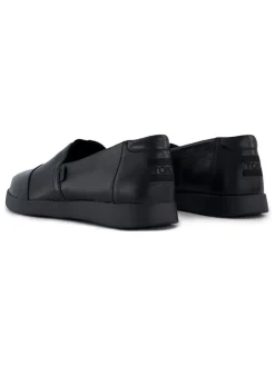Skórzane slippersy w kolorze czarnym