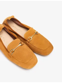Skórzane slippersy w kolorze jasnobrązowym