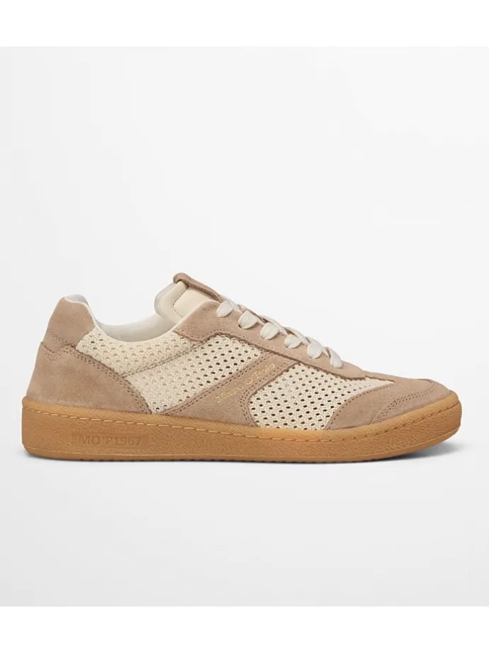 Skórzane sneakersy w kolorze beżowym