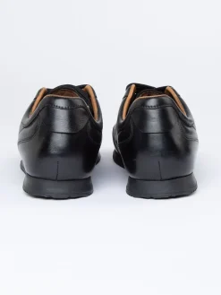 Skórzane sneakersy w kolorze czarnym