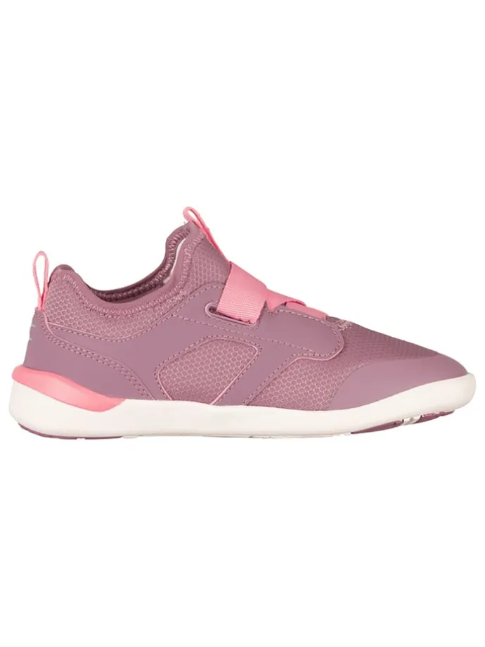Sneakersy "Bergen" w kolorze jasnoróżowym do chodzenia na boso