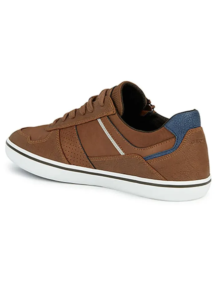 Sneakersy "Elver" w kolorze jasnobrązowym