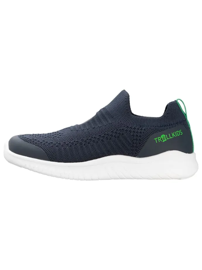 Sneakersy "Oslo XT" w kolorze granatowym