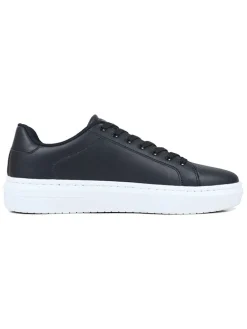 Sneakersy "Phoenix" w kolorze czarnym