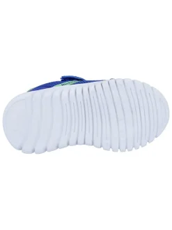 Sneakersy