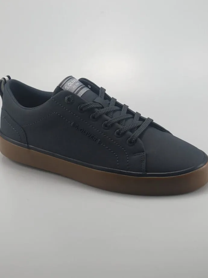 Sneakersy w kolorze granatowym