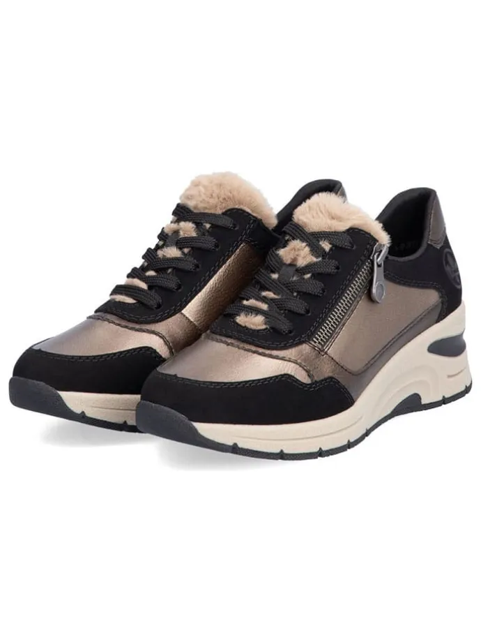 Sneakersy w kolorze złoto-jasnobrązowym na koturnie
