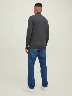 Sweter w kolorze antracytowym