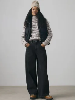 Sweter w kolorze beżowo-białym