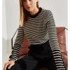 Sweter w kolorze czarno-kremowym