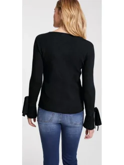 Sweter w kolorze czarnym