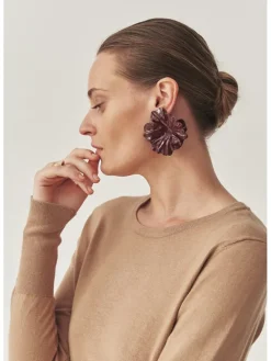 Sweter w kolorze karmelowym